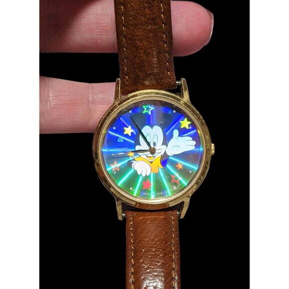Vintage Lorus Holographic Collectible Mickey Watch main image 12